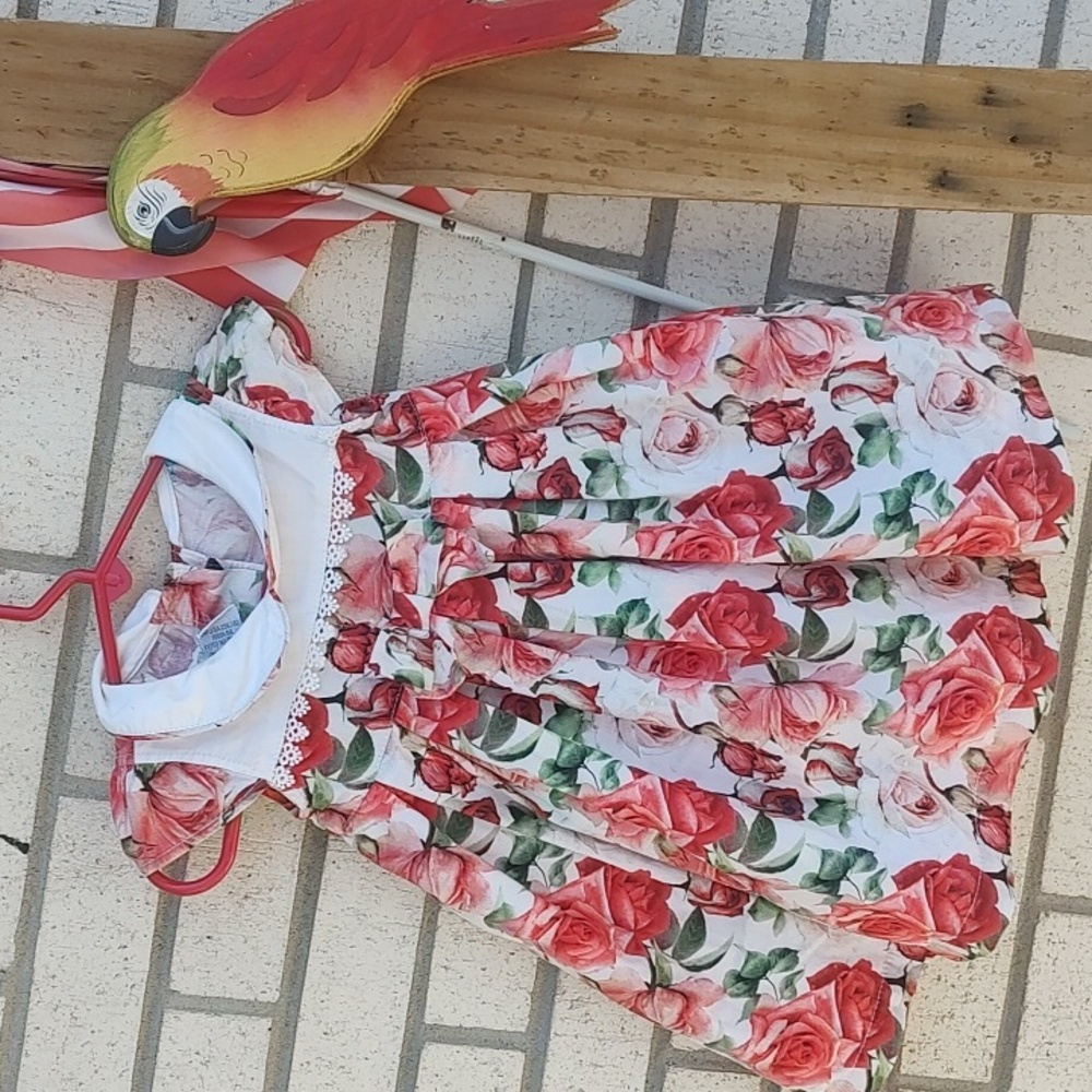 Floral/Pink&, White Dress